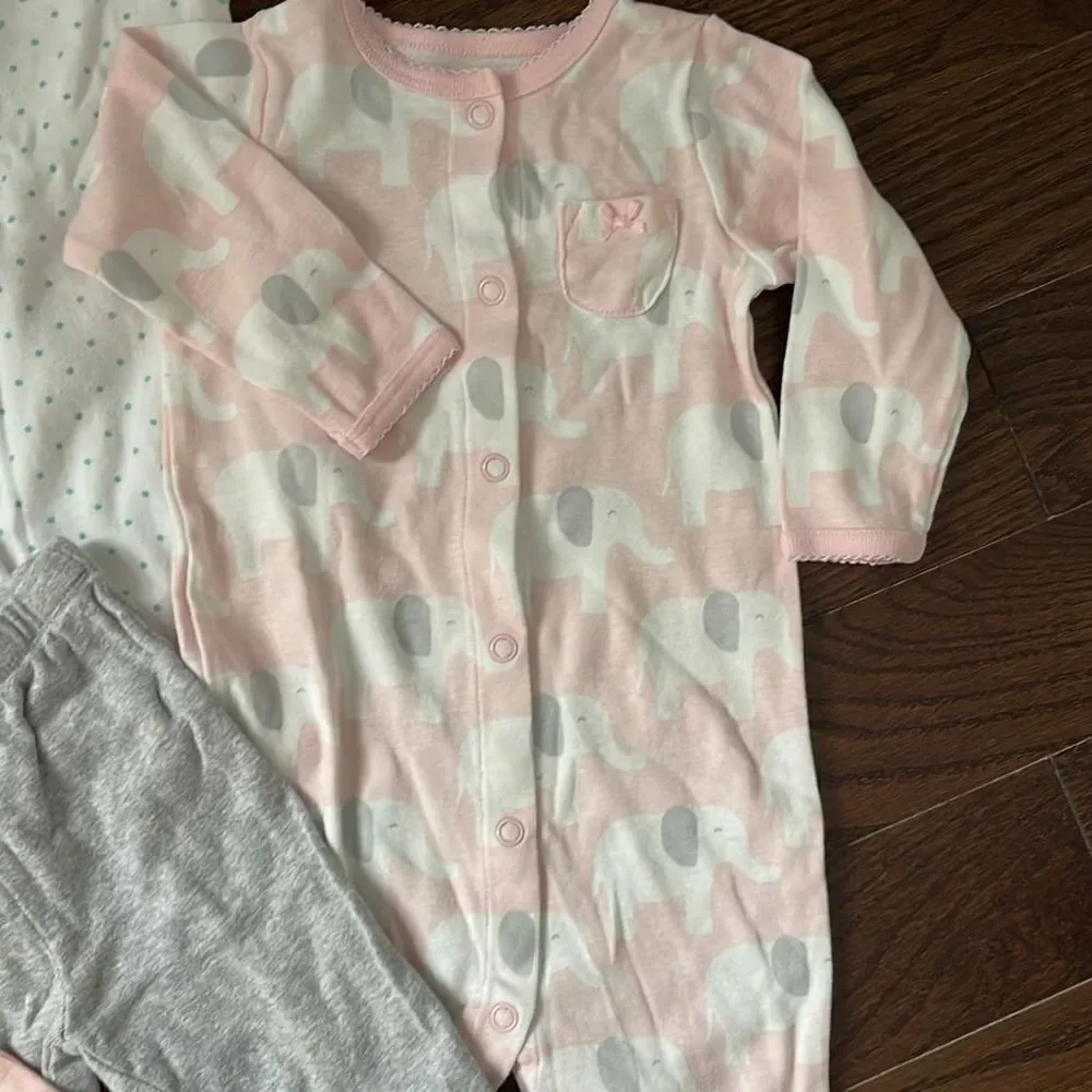 Carter’s Baby Girl Bundle-Size 6 months‎